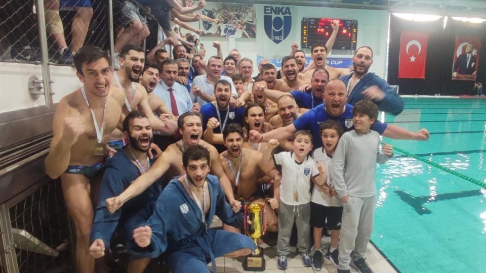 Su topu Süper Lig’inde ENKA şampiyonluğunu ilan etti