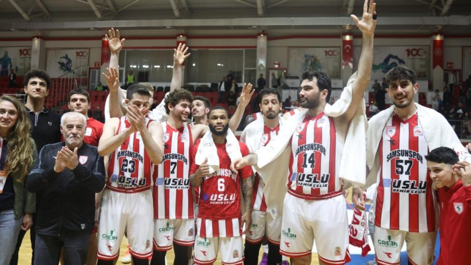 Yılyak Samsunspor Basketbol seride 1-0 öne geçti